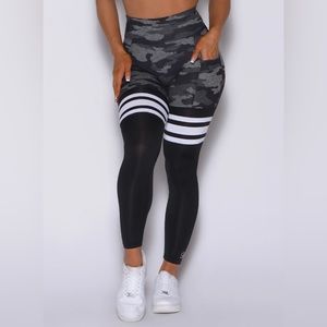 Bombshell Sportswear Scrunch Thigh-Highs Grey/Black Camo size L